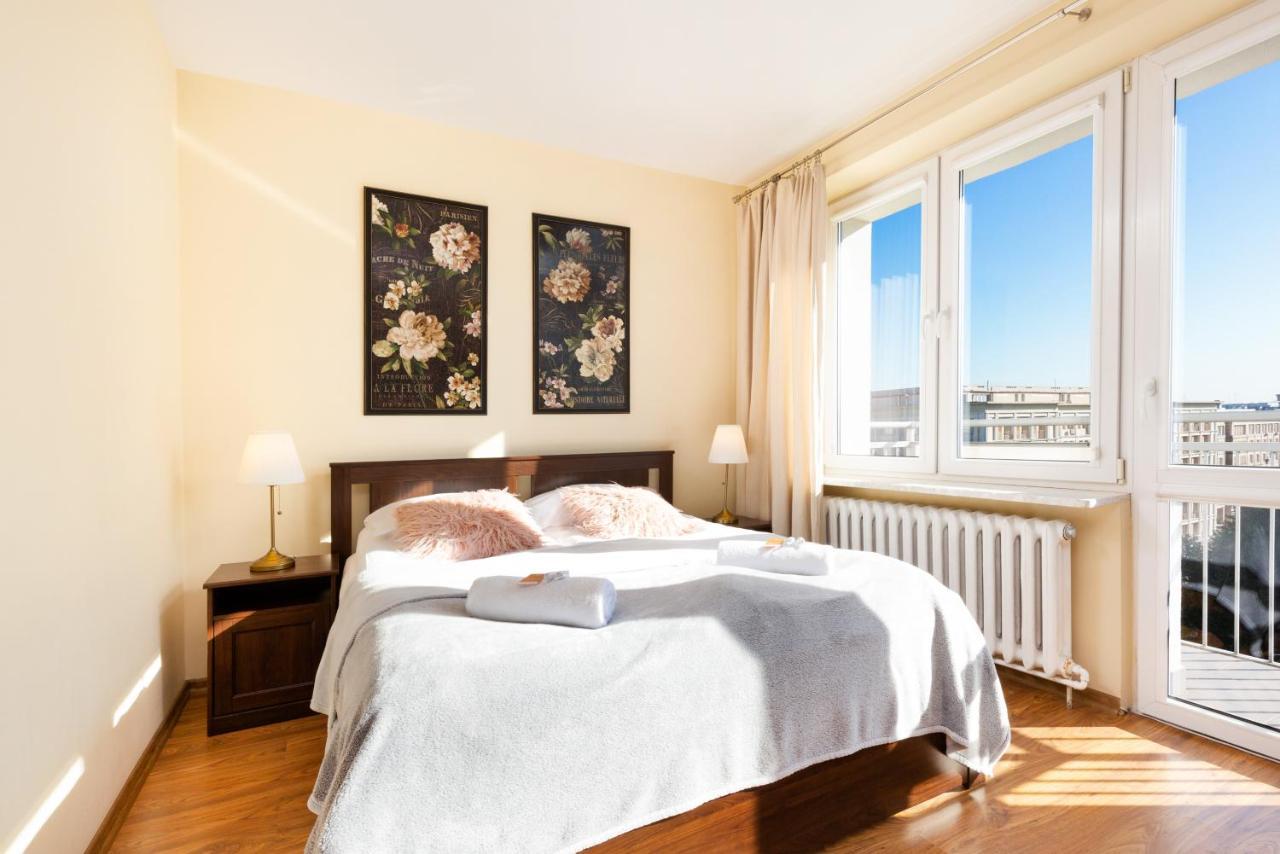 Apartments City Center Krucza By Renters Warszawa Zewnętrze zdjęcie